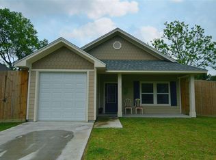365 W Barkley St, Sour Lake, TX 77659