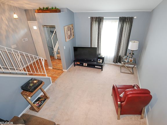 3rd image of 7014 Yorkshire Dr