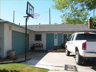 1st image of 936 Johnson Ave