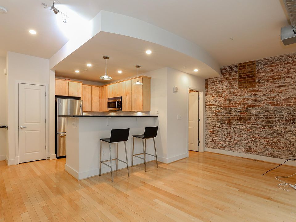 Kitchen and living room