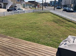 31 Lake Rd, West Wildwood, NJ 08260