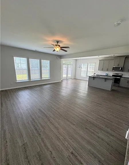 91 Melody Dr — Photo 3