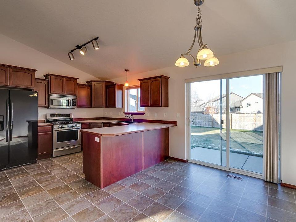 1st image of 1895 Warbler Ln