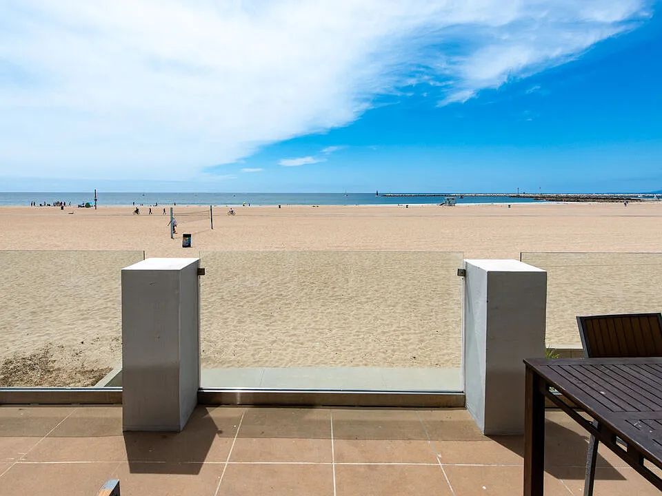 6419 Ocean Front Walk