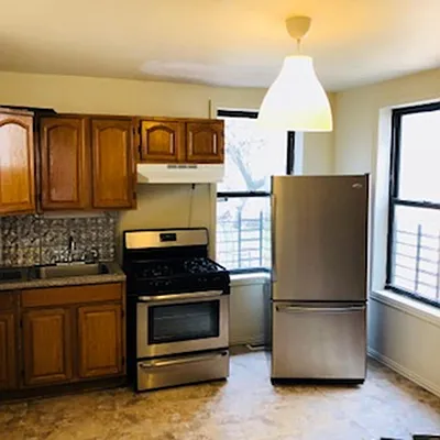 Rented by R New York | media 29