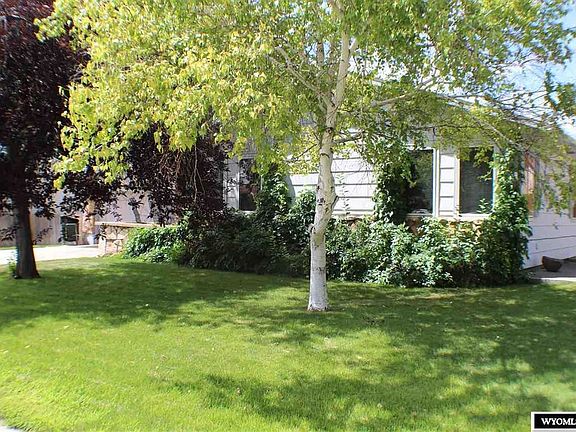 3rd image of 1030 Laredo Dr