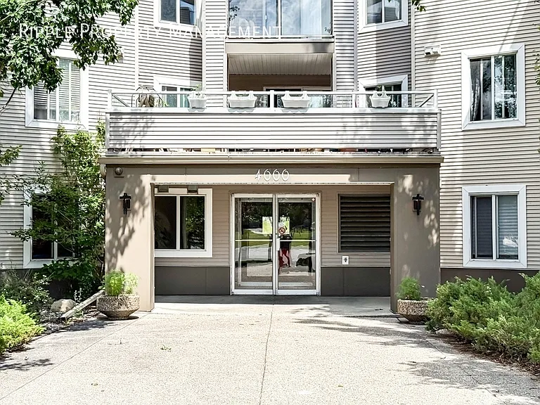 4000 Somervale Ct SW #403 — Photo 21