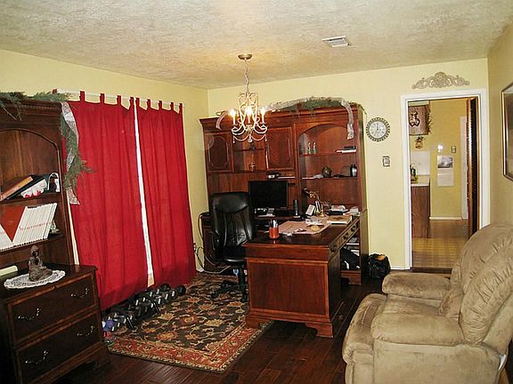 3rd image of 6530 Trimstone Dr