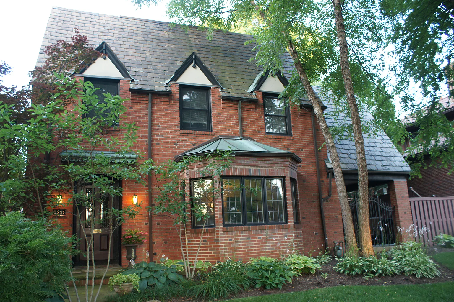 1211 Squirrel Hill Ave photo 1