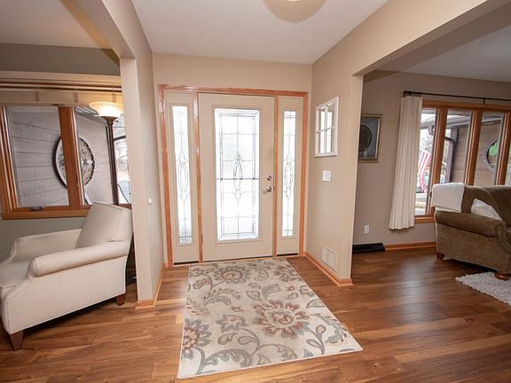 3rd image of 1760 Evergreen Bay
