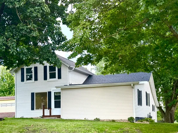 191 Peru St, Paw Paw, IL 61353