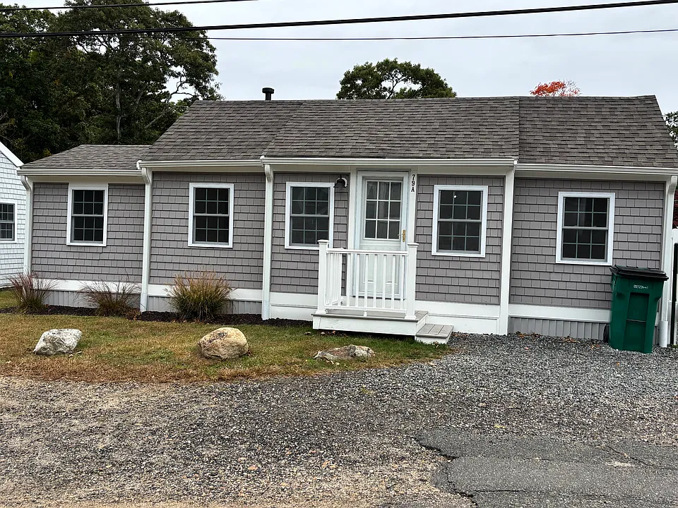 79 Pine Grove Ave #A