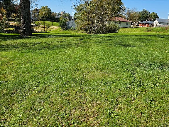 2nd image of East St