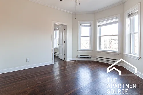 925 W Waveland Ave #3 Photo 1