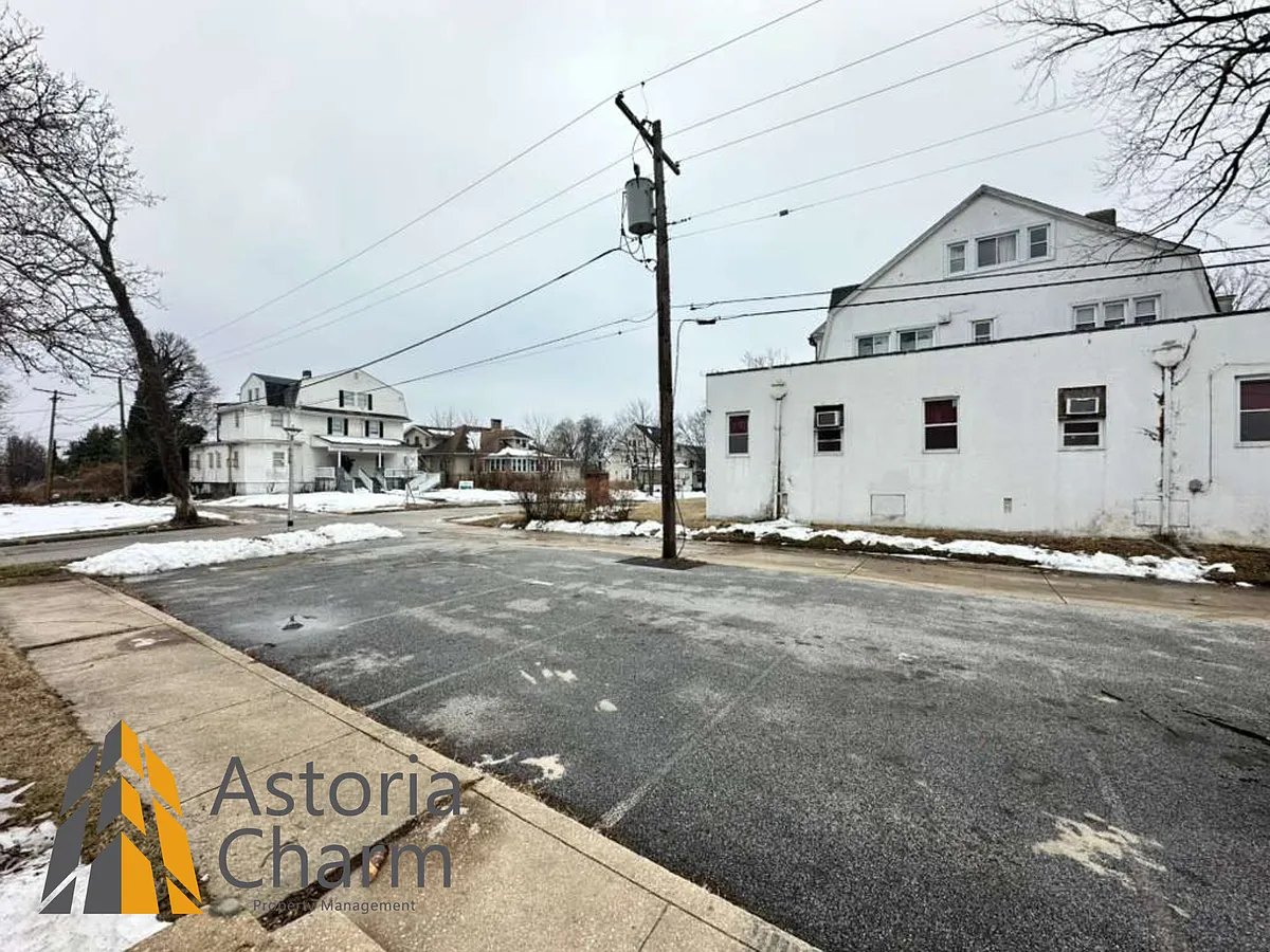 Building Photo - 3600 Garrison Blvd #T2