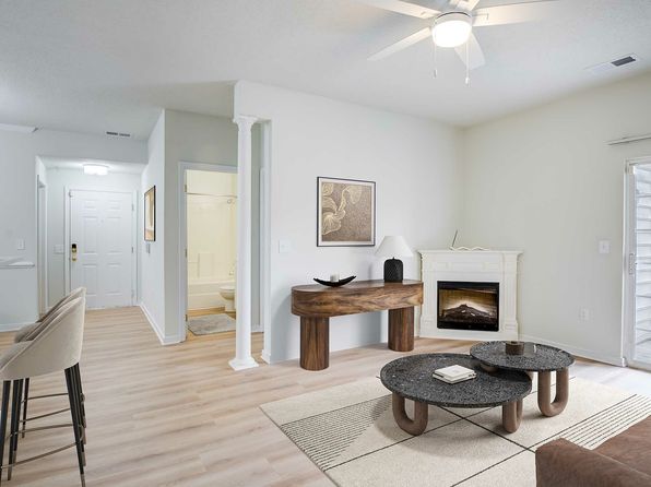 401 Lancaster Gate Dr #707-104