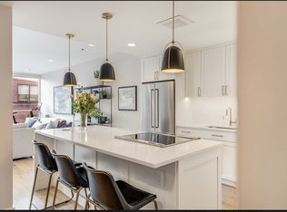 234 Causeway St APT 807, Boston, MA 02114