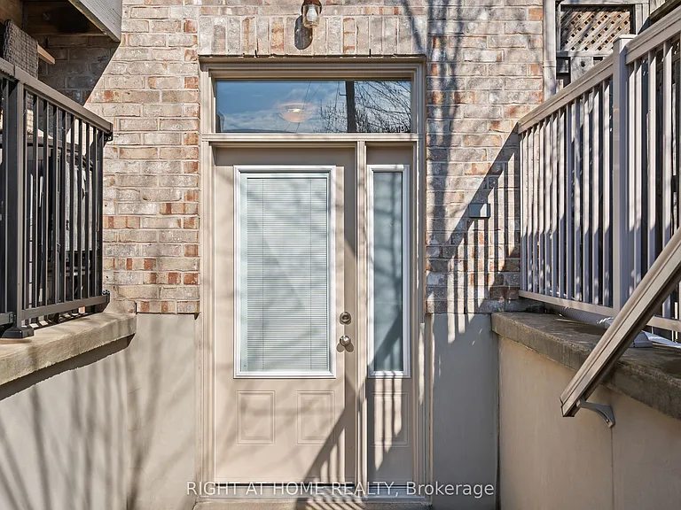91B Evans Ave — Photo 38