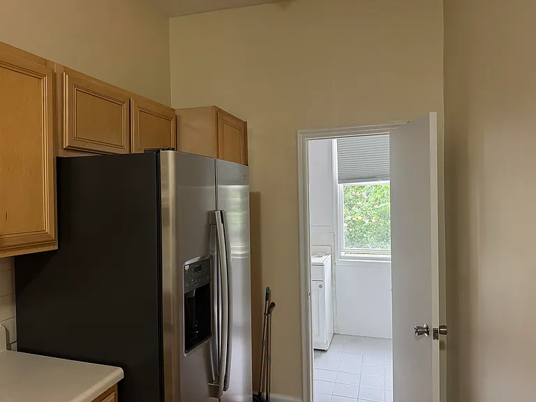 64 Cambridge Ave #1 — Photo 6
