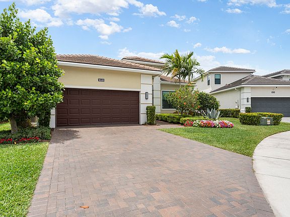 2nd image of 16148 Key Biscayne Lane