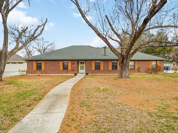 1872 Palace Dr, New Braunfels, TX 78130