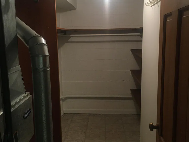207 S Lincoln Park Dr #E — Photo 8