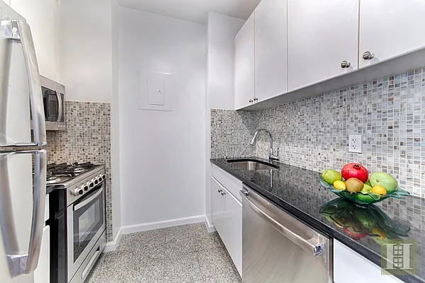 Rented by Halstead Real Estate | media 3