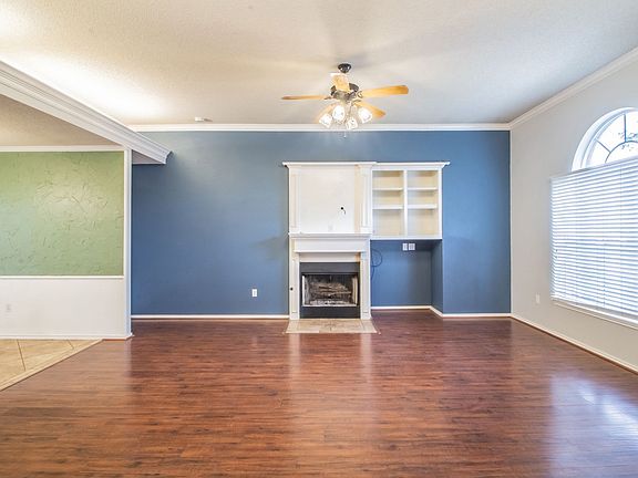4th image of 4815 64th St