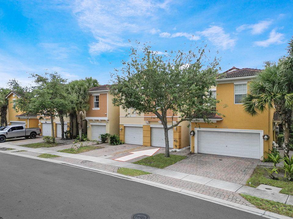 773 Pipers Cay Drive, West Palm Beach, FL 33415 | Zillow