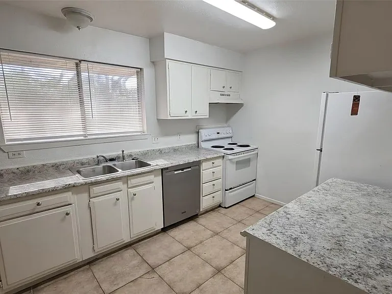 5150 Prairie Ridge Rd — Photo 6
