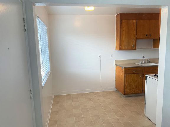 3rd image of 1336 141st Ave #J