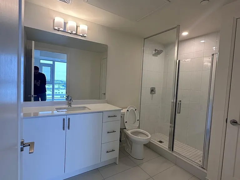 8960 Jane St #709 — Photo 7