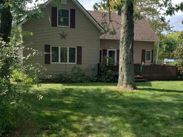 48 S Bradleyville Rd, Reese, MI 48757