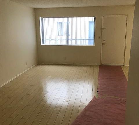 2nd image of 560 W Dryden St APT 15