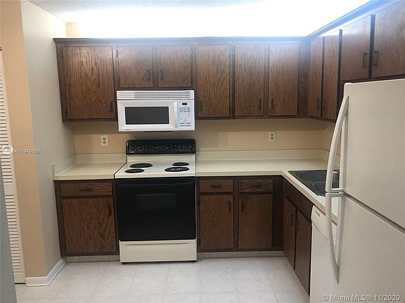 5th image of 2152 NW 45th Ave #426