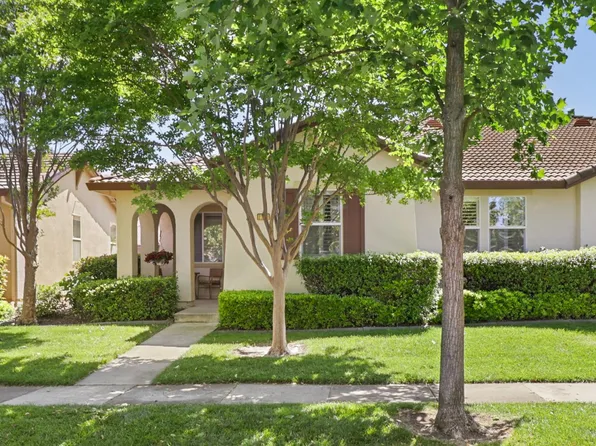 2280 Rose Arbor Dr, Sacramento, CA 95835