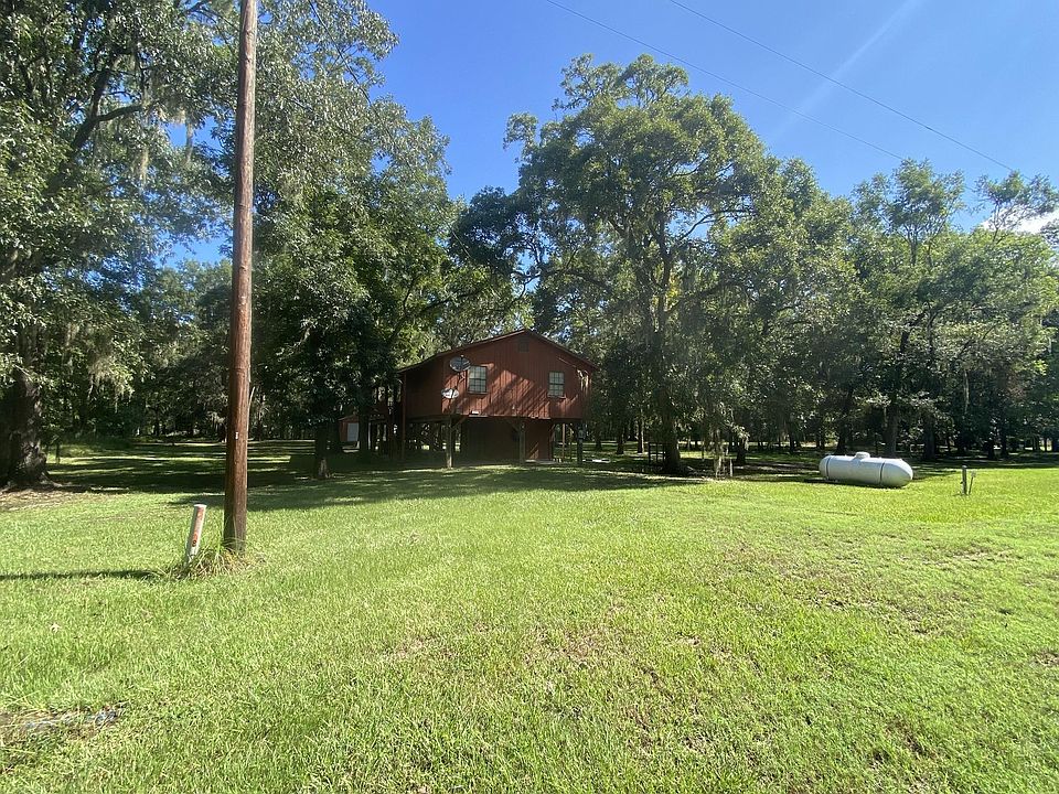 1st image of 239 Ferguson Dr