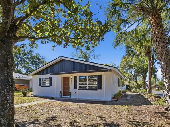 6052 Central Ave, New Port Richey, FL 34653