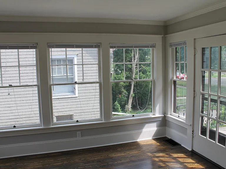 Entry/Foyer Sun Room with 3 sides of natural light