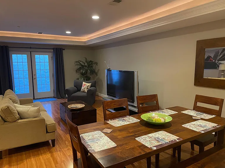 1476 Carrington Ridge Ln — Photo 4