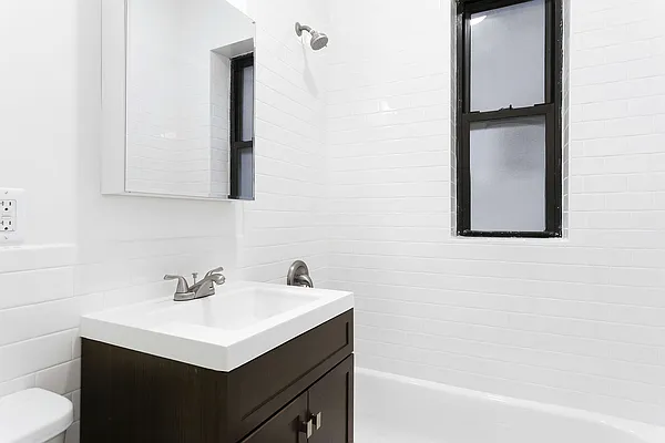 Rented by Compass | media 26