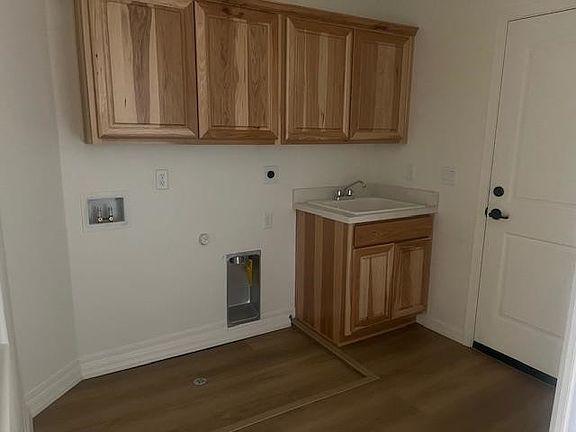 2nd image of 3392 W 36th St
