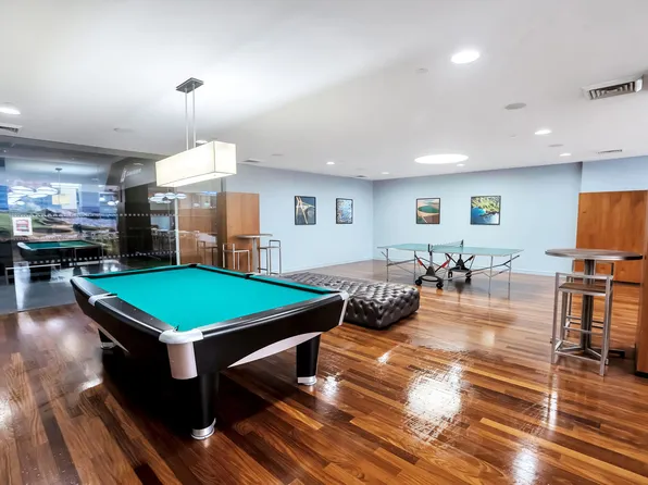 60 Riverside Boulevard image 13 of 20