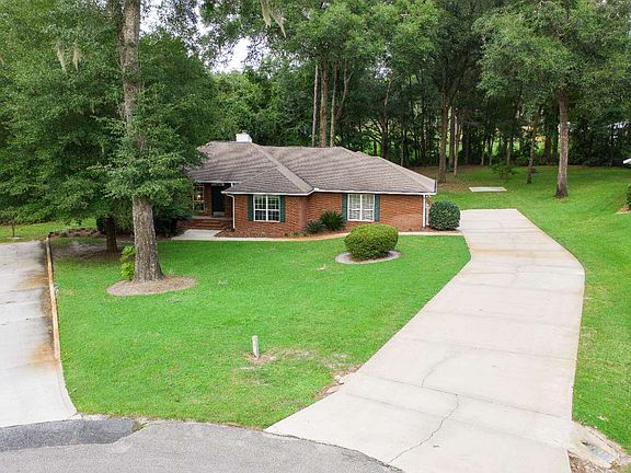 2nd image of 217 NW Gaelic Ct