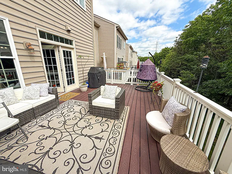 21268 Park Grove Ter — Photo 48