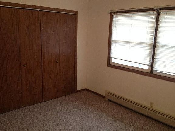 3rd image of 412 N William St APT 3