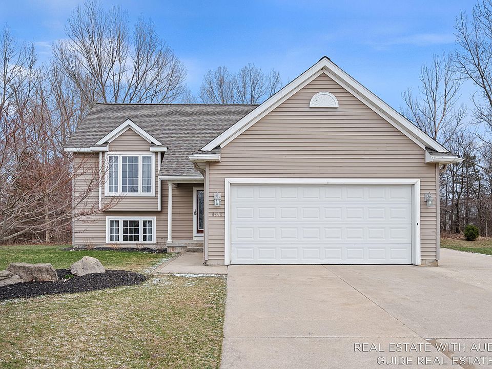 1st image of 6948 Shady Knoll Dr SE