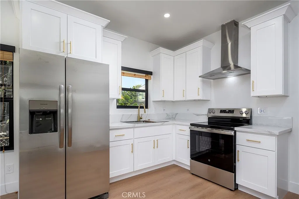 1 bed, 525 sqft, $2,500 — Photo 3