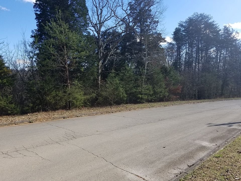 1st image of 945 Blackberry Ridge Dr