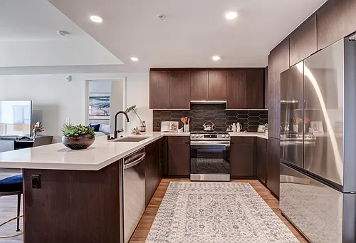 130 Broad Reach #214 Photo 1